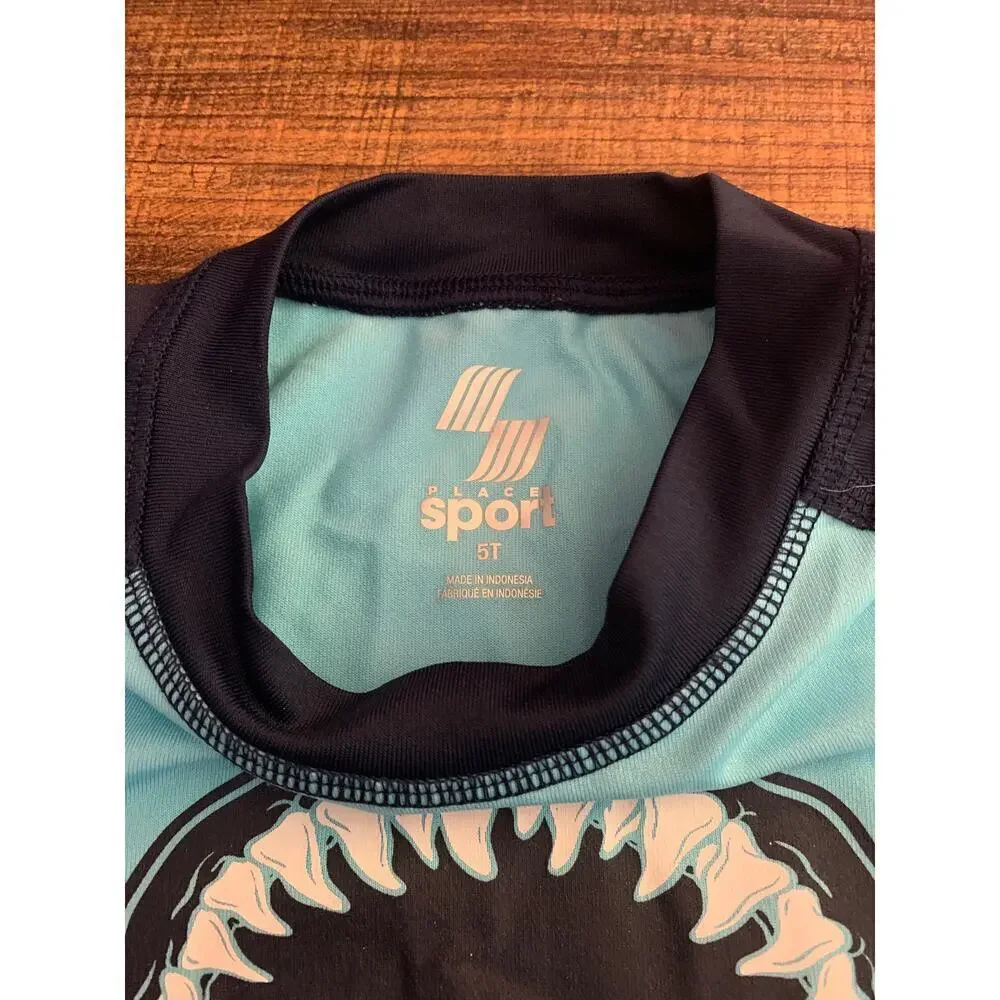 SPORT PLACE Boy’s Bite Size Shark Short Sleeve Swim Shirt / Size: 5T